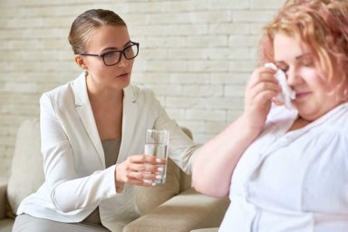 woman at one of the mental health rehab centers in ca